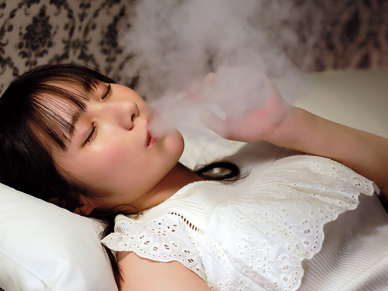 「【素人アイドル】美少女ひなこ(20)がイラマチオで潮吹き絶頂!中出しされてアヘ顔ダブルピース」のサンプル画像1枚目