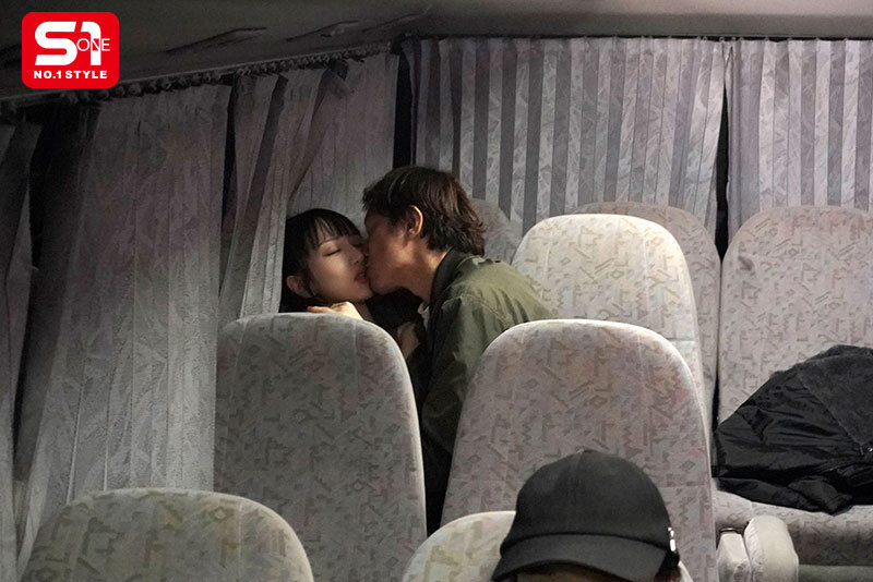 「石田佳蓮が辱めを受ける元アイドル作品|スレンダー美女の芸能人プレイが話題」のサンプル画像4枚目