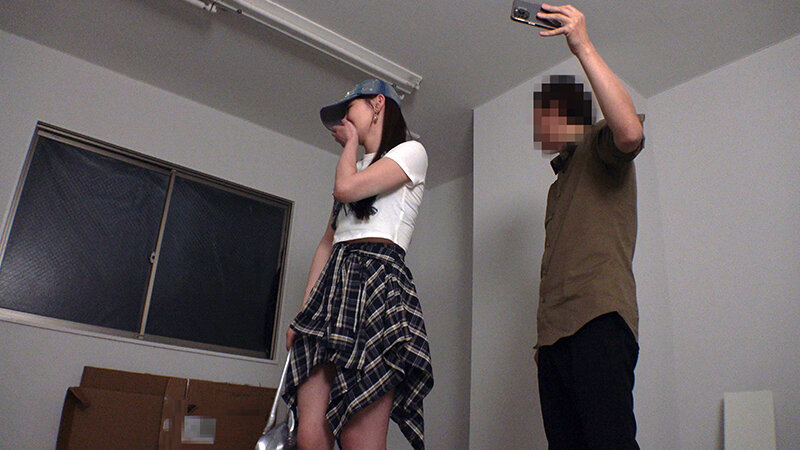 「巨乳ギャル彼女と廃墟で激しく求め合う素人カップルの生々しい中出しアクメVlog」のサンプル画像2枚目