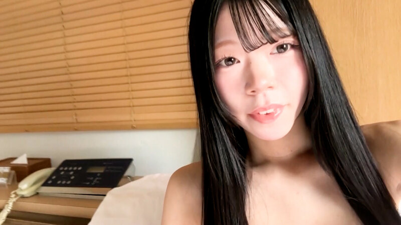 「スレンダーお姉さんの自撮りオナニー配信|ディルドとバイブで乱れる素人美女の絶頂映像」のサンプル画像2枚目