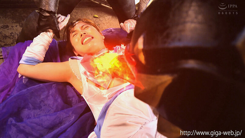 「有栖舞衣が魅せる女戦士ピンチ！セーラーエルメスの絶体絶命バトルシーン」のサンプル画像18枚目