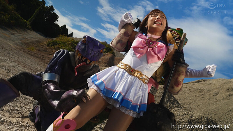 「有栖舞衣が魅せる女戦士ピンチ！セーラーエルメスの絶体絶命バトルシーン」のサンプル画像3枚目