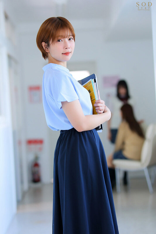 「紗倉まな 女教師が生徒の彼氏を寝取るNTR作品｜中出しシーン満載の背徳ドラマ」のサンプル画像3枚目