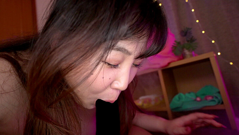 「巨乳素人・茜さなが3P・4Pで中出し体験！今ドキ女子のリアルな性事情に密着」のサンプル画像13枚目