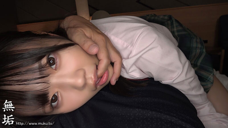 「【桜ゆの】制服美少女が潮吹き＆中出しで乱れる！巨乳JKの過激プレイ動画」のサンプル画像4枚目