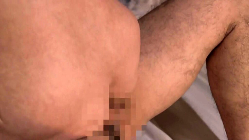 「【磯山恵子】スレンダー熟女が中出し騎乗位で乱れる濃密セックス|フェラ・バックも収録」のサンプル画像16枚目