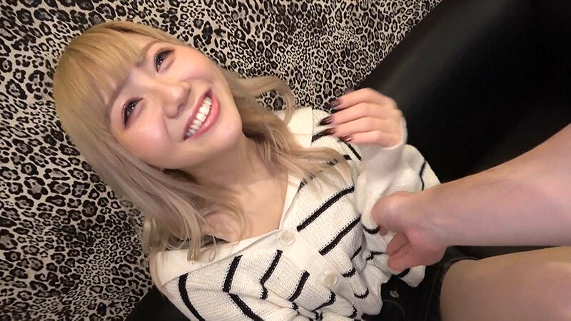 「【素人ギャル】【ハメ撮り・NTR】敏感M女の個人撮影流出！乳首責めで連続絶頂が止まらないセフレとの秘密映像」のサンプル画像13枚目