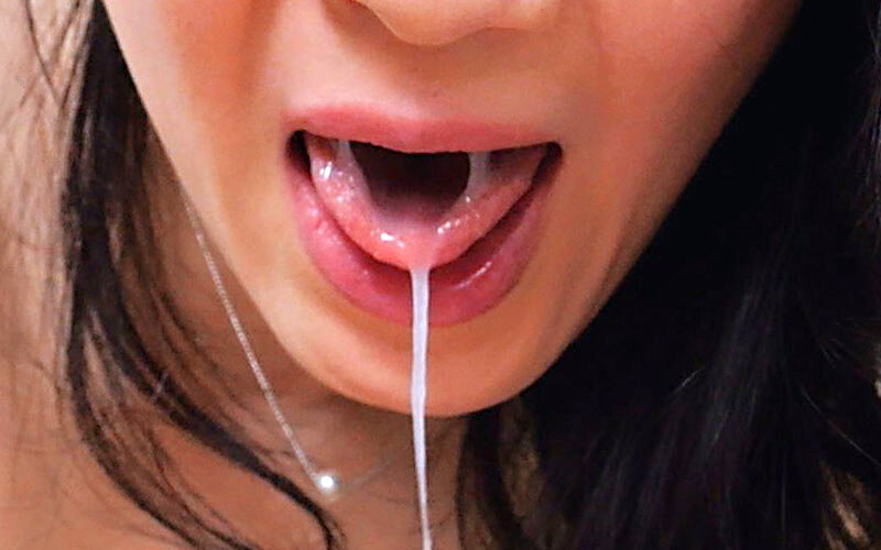 「平岡里枝子・堀口小百合ら熟女8人の濃厚フェラとイラマチオ!ごっくんお掃除パイズリ」のサンプル画像10枚目