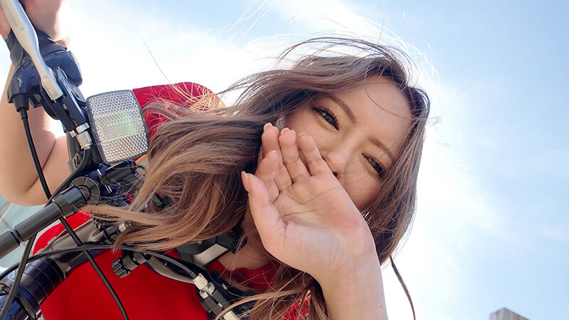 「【小倉由菜】羞恥の野外露出で潮吹きアクメ!バイブ責めで絶頂する人気女優の限界挑戦」のサンプル画像6枚目