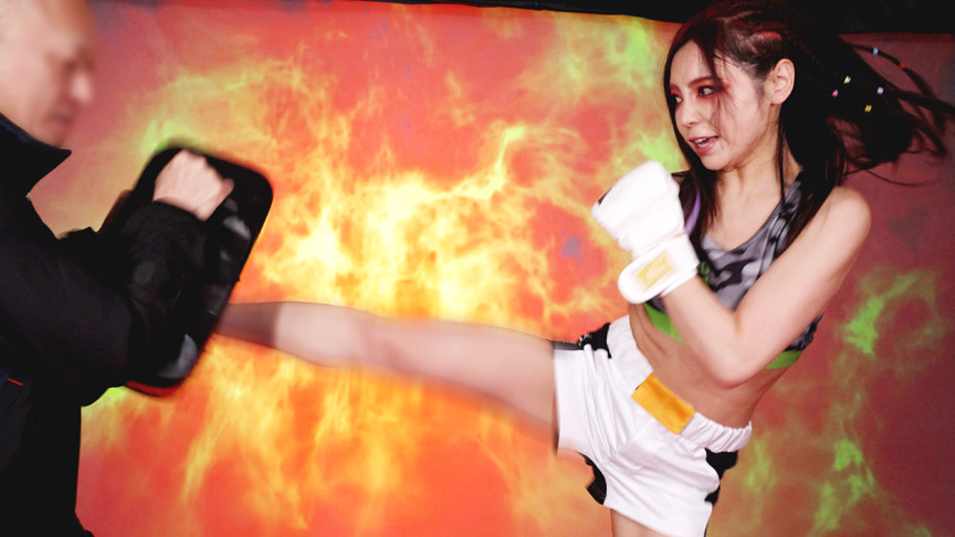 「吉澤友貴が挑む女優プロレス対決!負けたら即エッチの過激デスマッチ作品」のサンプル画像3枚目