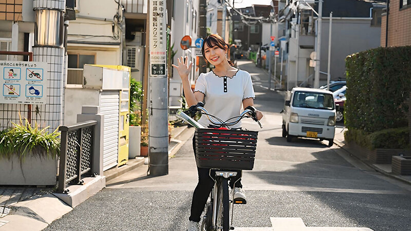 「【美丘さとみ】47歳人妻の禁断NTR不倫記録｜大学生との中出し愛に溺れる3児の母」のサンプル画像1枚目