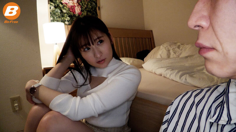 「末広純が魅せる美少女痴女プレイ！中出し＆フェラで朝から一日中誘惑される濃密体験」のサンプル画像1枚目