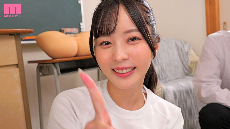 「九野ひなのが制服・ブルマ姿でフェラ＆淫語レッスン！連続射精必至のHow to SEX動画」のサンプル画像12枚目