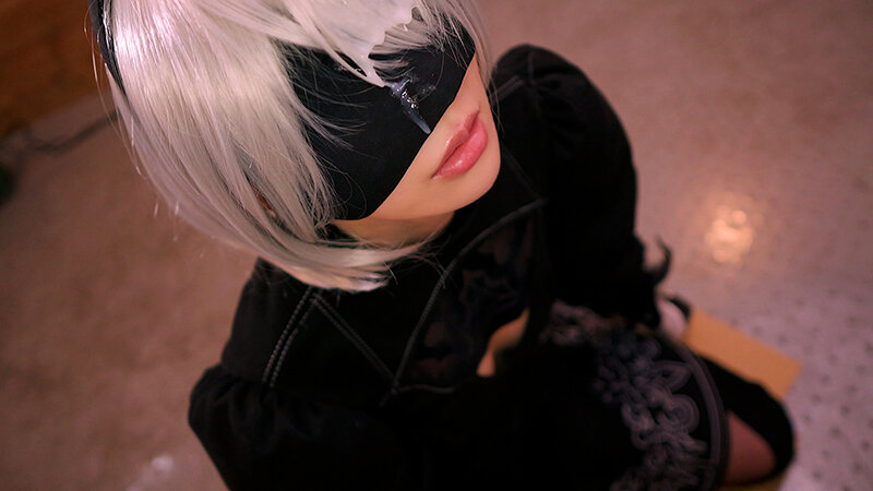 「Nia(伊東める)美乳コスプレで中出し顔射!潮吹きフェラも披露する過激プレイ動画」のサンプル画像4枚目