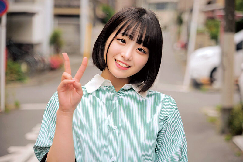 「【素人女子大生】スレンダー美少女みこ・うみをナンパして中出し!ウブな反応がたまらない」のサンプル画像1枚目