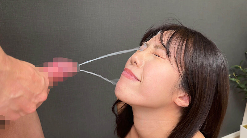 「【素人美少女】顔射直後の敏感フェラご奉仕!おしゃぶり大好き娘たちの濃厚バキュームテクニック」のサンプル画像5枚目