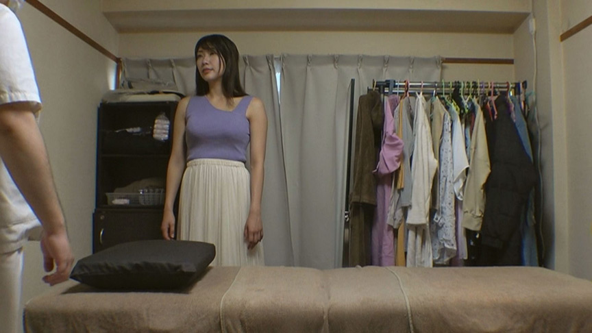 「永野鈴のオイルマッサージで感じすぎて中出し懇願!興奮エステ体験【素人企画】」のサンプル画像9枚目