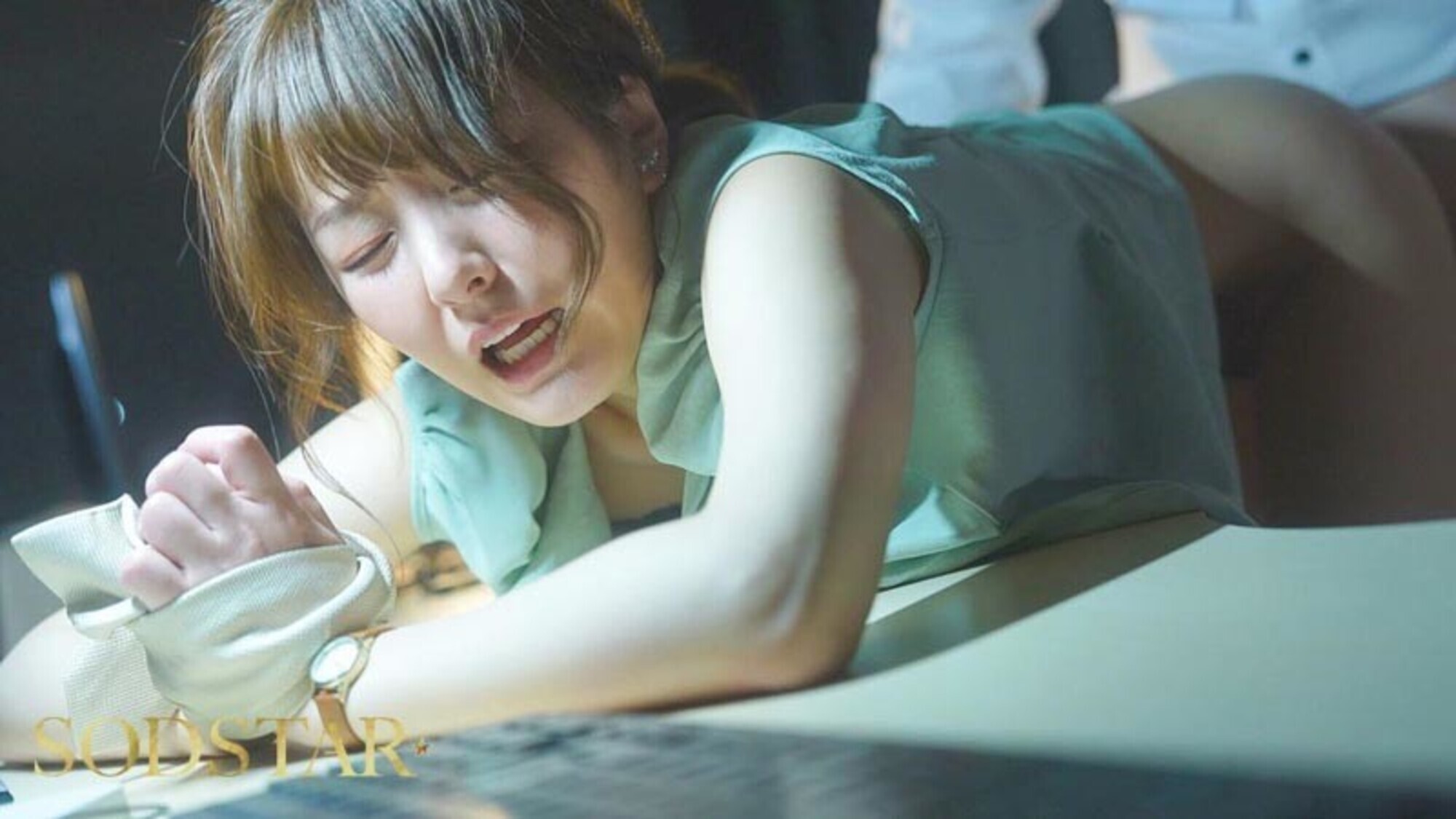 「苦手な同僚と飲み会帰りに勢いでワンナイトしてしまったら膣奥フィットするチ〇ポの相性が良すぎて人生最高の絶頂感を味わってしまい･･･全然好きじゃないのにおかわりセックスしまくった 青空ひかり」のサンプル画像9枚目