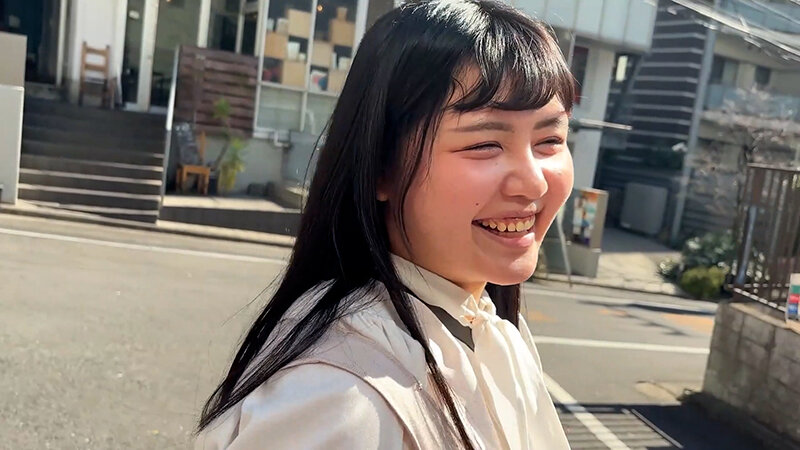 「【素人】ハーフ美人お姉さんみのりの濃厚鼻フェラでM男を責める激エロプレイ動画」のサンプル画像1枚目