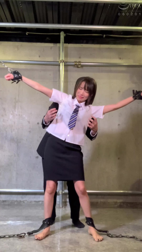 「真木今日子のくすぐりプレイ動画|TICKLE PRODUCTION THRILLで悶絶する姿が話題」のサンプル画像6枚目