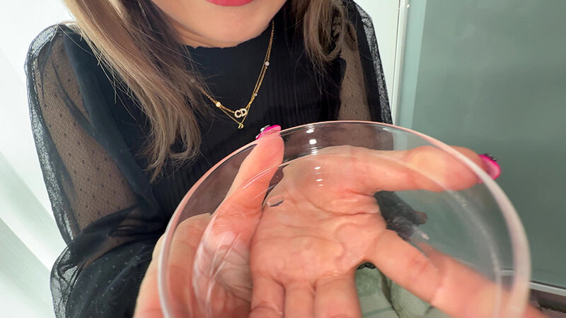 「【菊池はる】素人お姉さんの舌ブラシ舌苔採取プレイ【個人撮影フェチ動画】」のサンプル画像8枚目