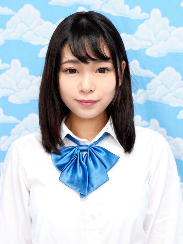 「琴音芽衣が代々木でナンパされた素人女子校生作品|過激な素股プレイで悶絶する姿が話題」のサンプル画像1枚目