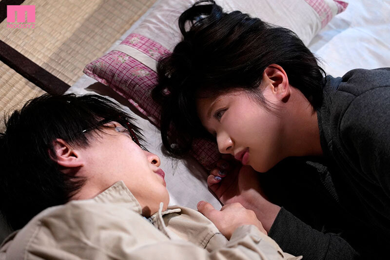 「石原希望 巨乳女上司の無防備な姿に発情!激しいアクメと中出しで乱れまくる」のサンプル画像3枚目