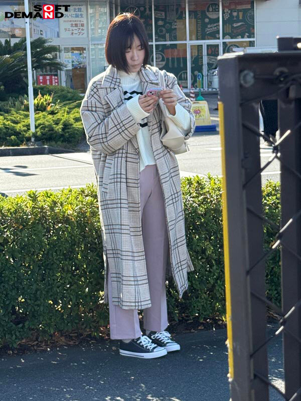 「【素人人妻】マジックミラー号で妊活妻が恥じらい診察体験!NTR寝取られ盗撮映像」のサンプル画像8枚目