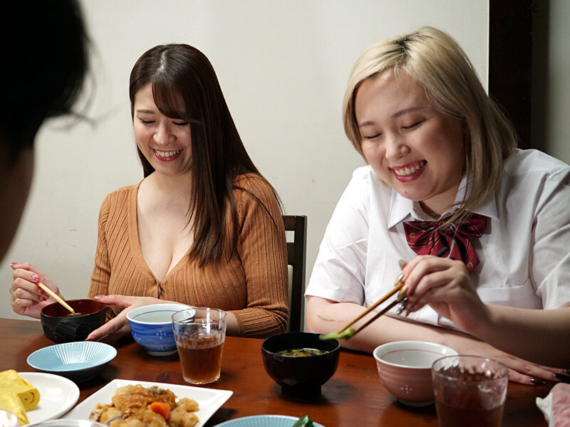 「田中ねね・武田怜香のW巨乳痴女が魅せるパイズリ3P中出しハーレム親子丼プレイ」のサムネイル