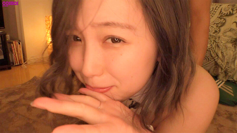 「【素人人妻】巨乳巨尻の25歳セフレ妻ねねちゃんが濃厚フェラ&ごっくんご奉仕プレイ」のサンプル画像20枚目