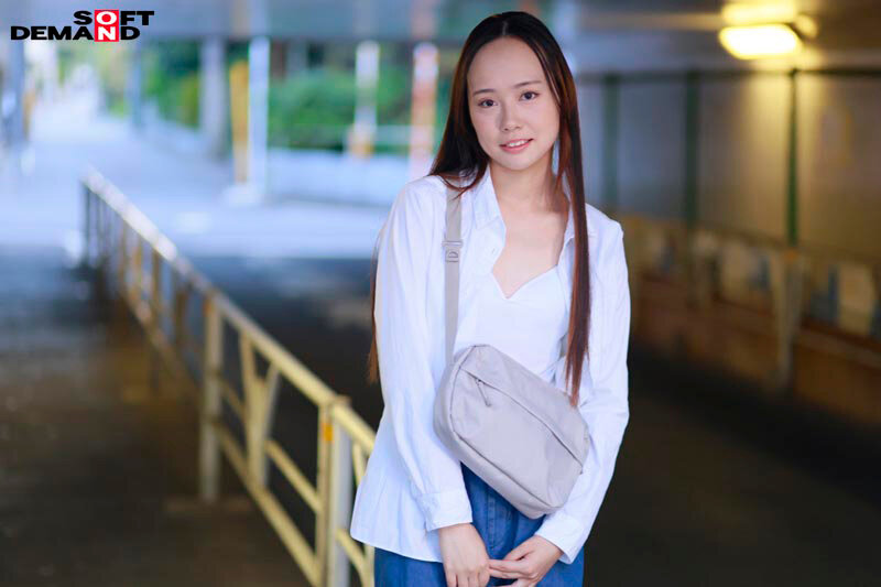 「あんどうはな AVデビュー作品｜スレンダー素人美女の初撮り映像が話題」のサンプル画像18枚目