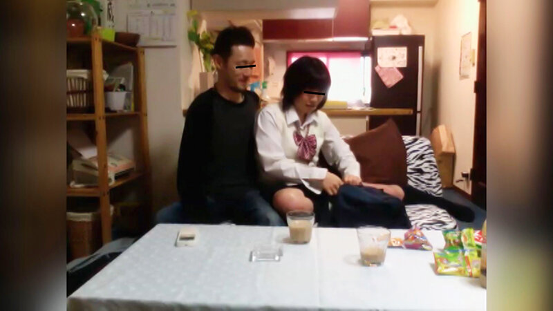 「【素人JK】制服女子校生が騎乗位・バック・フェラで乱れる配信切り忘れ黒歴史動画」のサムネイル