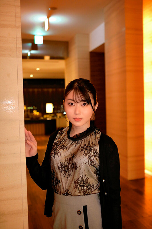 「【素人】巨乳人妻が東京で求める禁断の出会い|欲求不満な主婦の濃厚プレイ」のサンプル画像14枚目