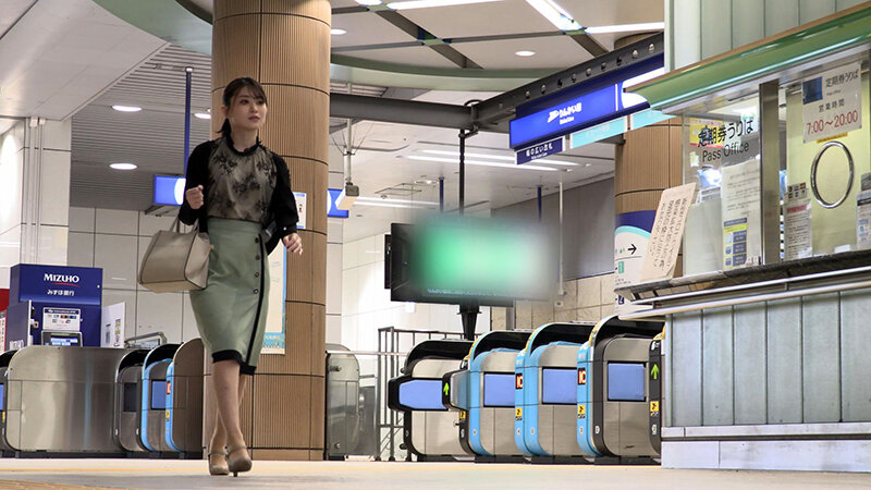 「【素人】巨乳人妻が東京で求める禁断の出会い|欲求不満な主婦の濃厚プレイ」のサンプル画像8枚目