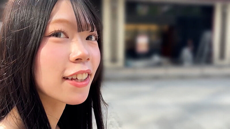 「【素人ナンパ】お姉さん系黒髪美女が魅せる濃厚テクニック!ぱっちり瞳の癒し系ギャルとの出会い」のサンプル画像2枚目