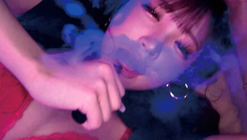 「【素人パイパン】過激パーティーで乱れる美女たちの快楽絶頂映像が流出【ハメ撮り】」のサンプル画像3枚目