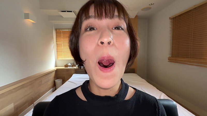 「【玉城夏帆】素人お姉さんをナンパ！初体験の擬似フェラに挑戦する個人撮影動画」のサンプル画像5枚目