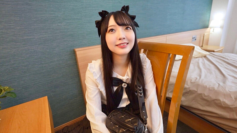 「【あおい藍】美少女コスプレイヤーが騎乗位で感じまくり!ハメ撮り中出しの激イキ映像」のサムネイル