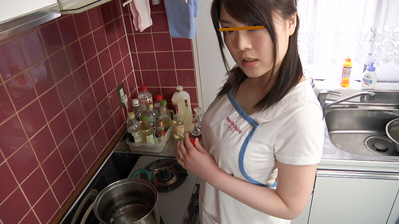 「【素人】自家製スカトロクッキング!脱糞&食糞プレイで魅せる秘伝の調理映像」のサムネイル