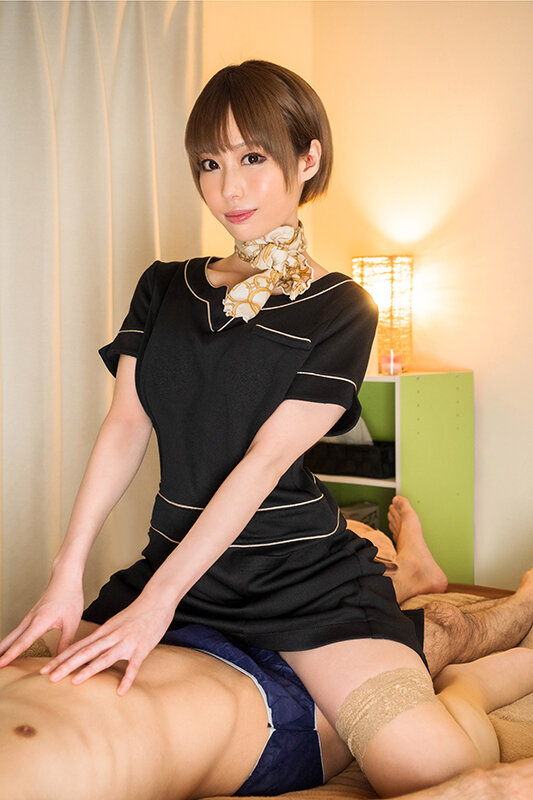 「川菜美鈴が出張マッサージお姉さんに!欲求不満な美女との濃厚中出しプレイ」のサンプル画像2枚目