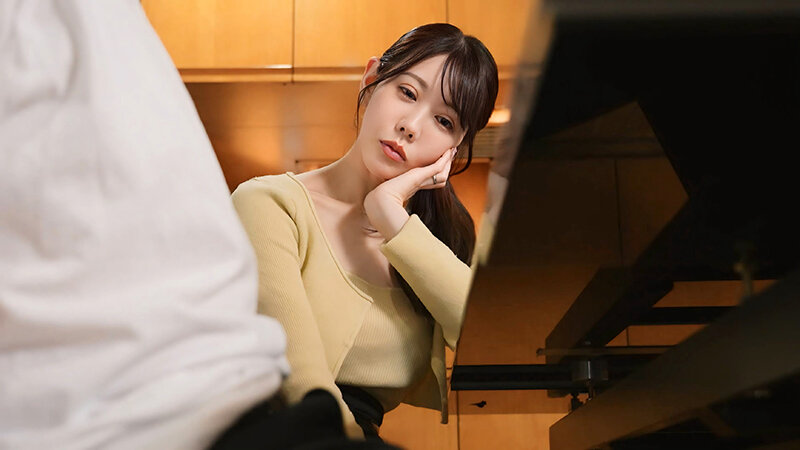 「【人妻】発情した義母が義息子にパイズリご奉仕から中出しまで許してしまう禁断の関係【お母さん】」のサムネイル