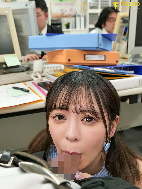 「神木蘭のご奉仕フェラが凄い！スレンダー美少女メイドの痴女テクニックに悶絶」のサンプル画像2枚目