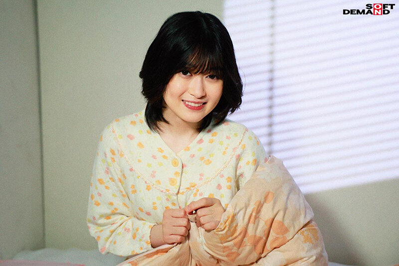 「門倉すず 素人アイドルが喉奥トレーニングでフェラ＆イラマチオ披露する衝撃映像」のサンプル画像8枚目