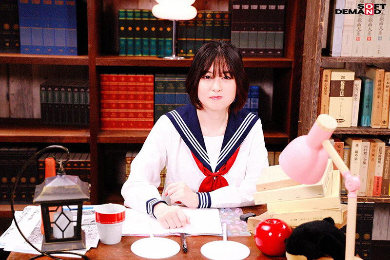 「門倉すず 素人アイドルが喉奥トレーニングでフェラ＆イラマチオ披露する衝撃映像」のサンプル画像9枚目