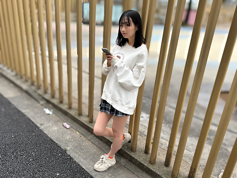 「【素人美少女】美乳×巨乳の美尻ギャルとハメ撮り中出しセックス|裏うらキン008」のサンプル画像1枚目