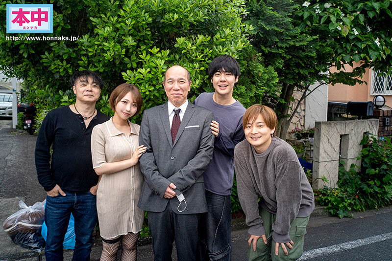 「宍戸里帆の巨乳痴女プレイ!M男を責める3P中出し作品が話題【高画質動画】」のサムネイル