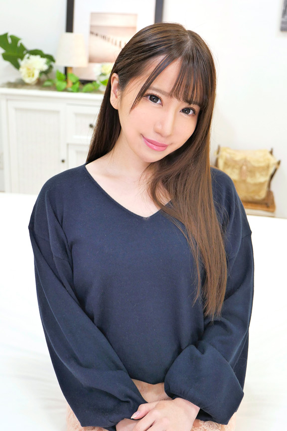 「【素人人妻】経験豊富な熟女が優しく童貞筆おろし【人妻プレイ】初体験サポート」のサムネイル