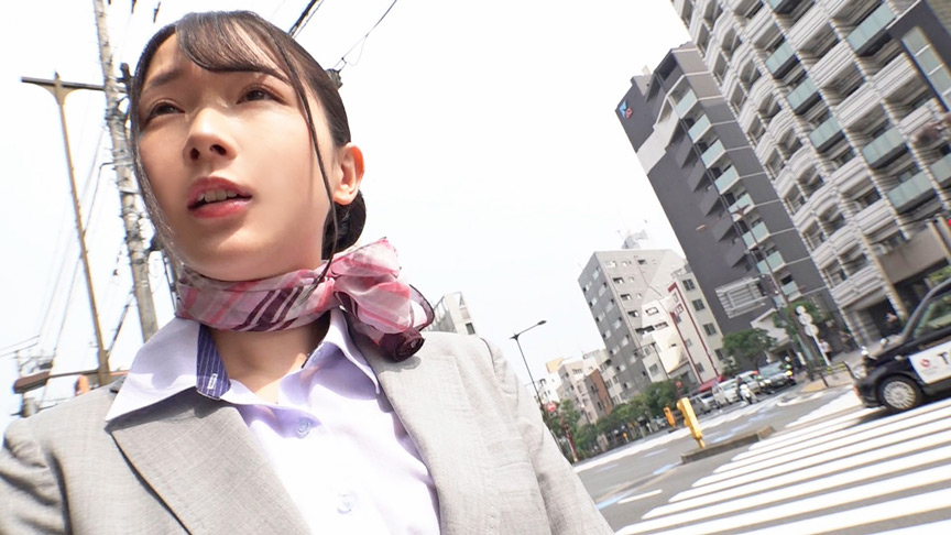 「宮西ひかる 黒パンストCA美脚足コキ対決!リモコンローター責めで悶絶する美人キャビンアテンダント」のサンプル画像10枚目