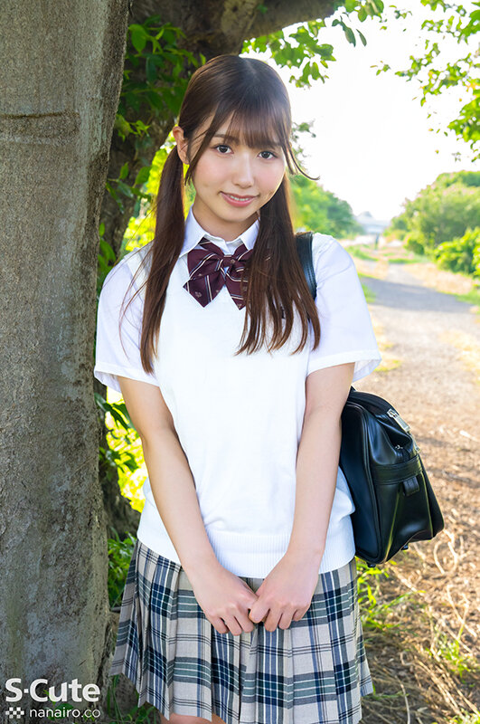 「逢沢みゆが制服姿でフェラ＆ハメ撮り！美少女の放課後オナニーで連続絶頂する姿がエロい」のサンプル画像3枚目