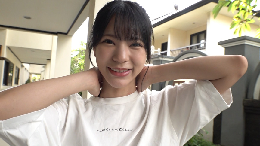 「浅野こころのアイドル級美少女グラビア動画｜清純派女優の魅力満載イメージ作品」のサムネイル